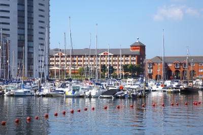 A picture of the Swansea Marriott Hotel and the Swansea Marina