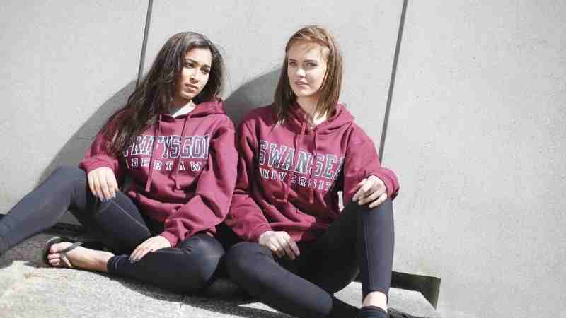 Students in Swansea Uni hoodies
