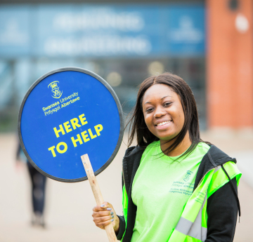 Student volunteer at open day