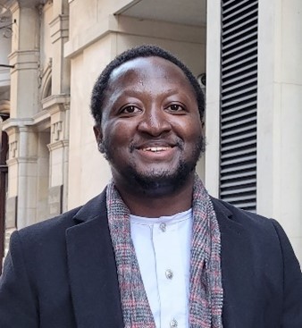 Dr Emmanuel Siaw