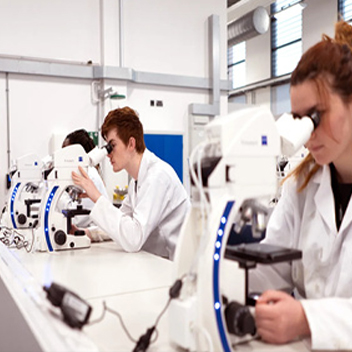 Uned Treialon Abertawe