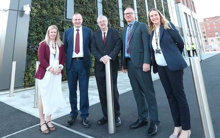 Kayleigh Sweet, WEFO IMPACT Project Officer, Professor Johann Sienz, Director of IMPACT,Mark Drakeford AM, First Minister of Wales, Professor Steven Wilks, Provost of Swansea University, Ruth Bunting Associate Head of the College of Engineering.