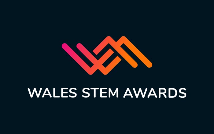 Logo Gwobrau STEM Cymru 2022