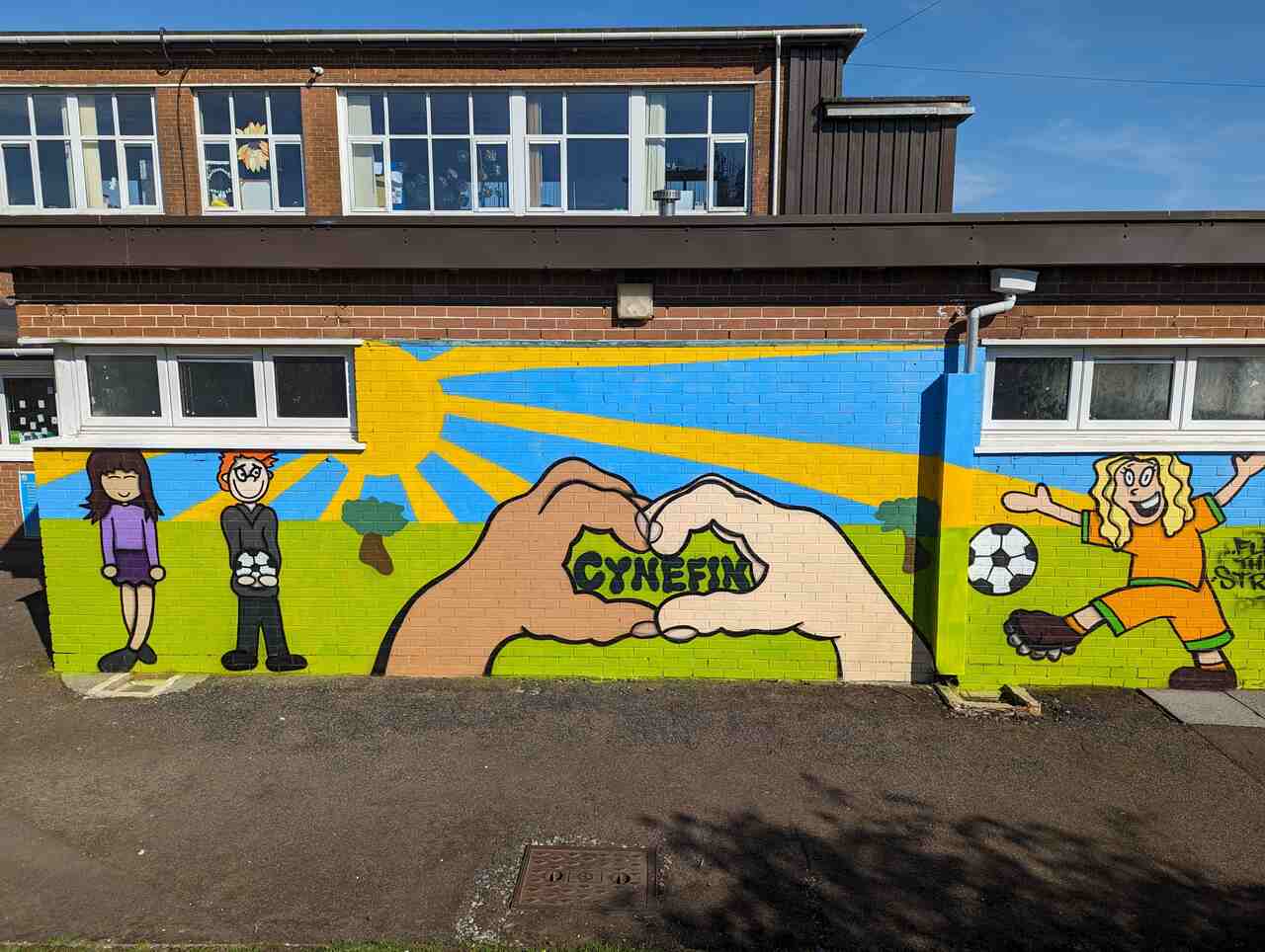 Mural at Ysgol Gynradd Clâs 