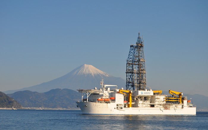 A photo of Chikyu, the drilling vessel being used as part of Exhibition 502. Credit: JAMSTEC (Japan Agency for Marine-Earth Science and Technology).