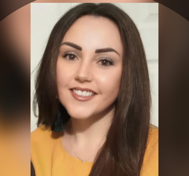 Rachel Cook headshot