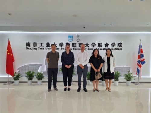 staff picture at NJT